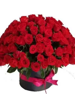 CAJA CON 100 ROSAS